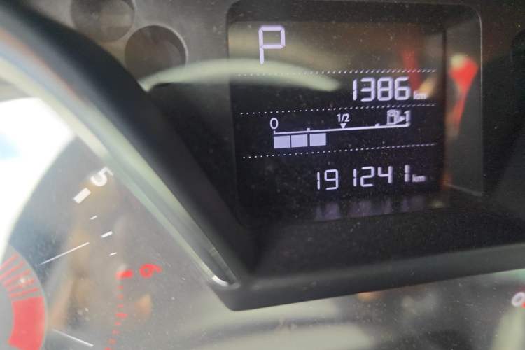 Used Citroen C4 Sega 2016 1.6L Automatic Comfort Model Odometer Close Up