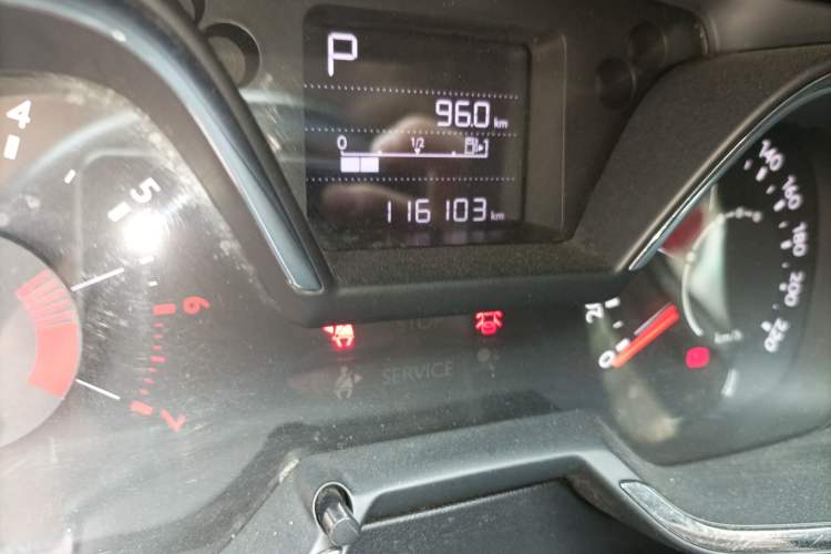 Used Citroen C4 Sega 2016 1.6L Automatic Luxury Model Odometer Close Up