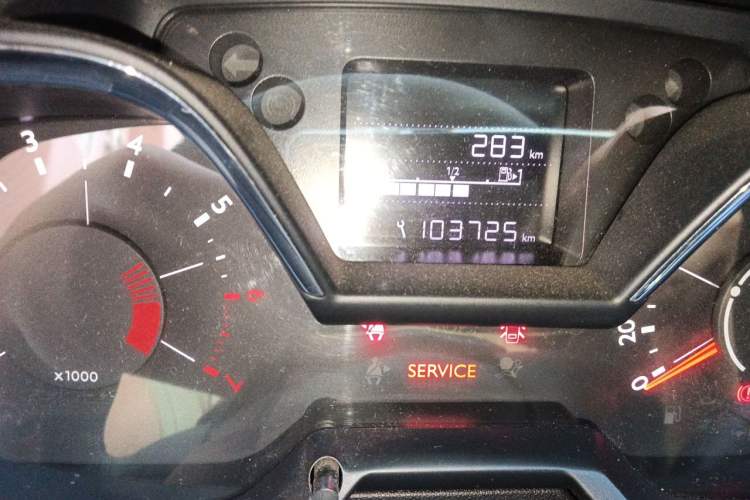 Used Citroen C4 Sega 2016 1.6L Manual Luxury Model Odometer Close Up