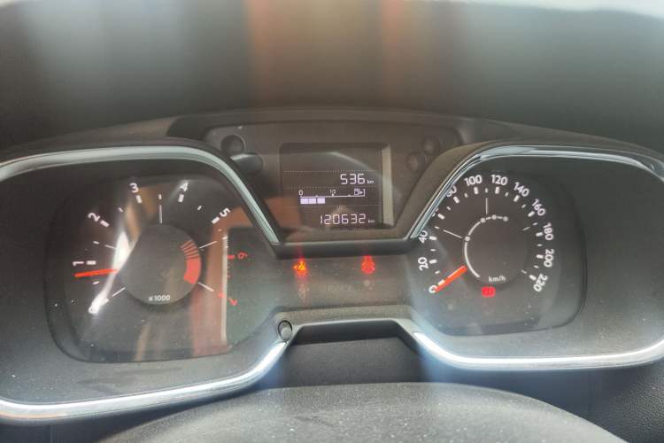 Used Citroen C4 Sega 2016 1.6L Manual Luxury Model Odometer Close Up