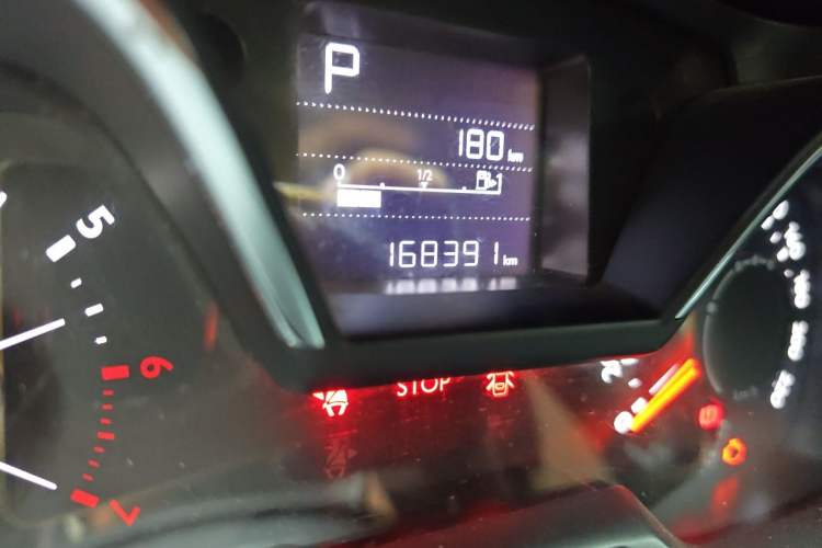 Used Citroen C4 Sega 2016 1.6L Automatic Comfort Model Odometer Close Up