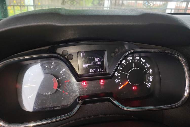 Used Citroen C4 Sega 2016 1.6L Automatic Luxury Model Odometer Close Up