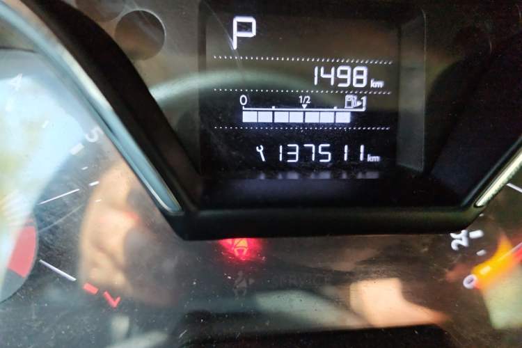 Used Citroen C4 Sega 2016 Joyful Edition 1.6L Automatic Luxury Model Odometer Close Up
