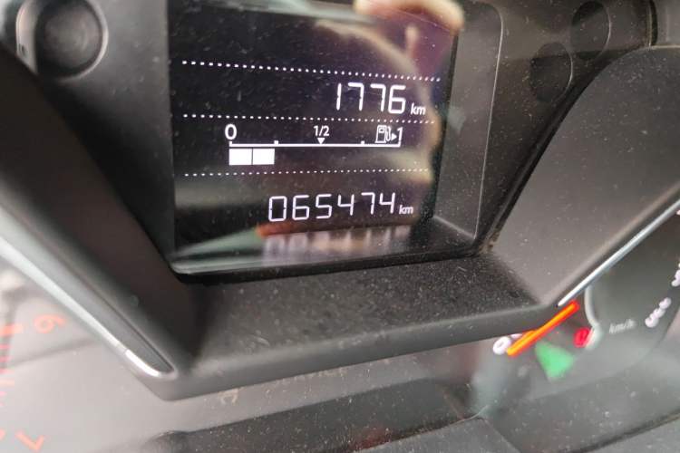 Used Citroen C4 Sega 2016 1.6L Manual Luxury Model Odometer Close Up