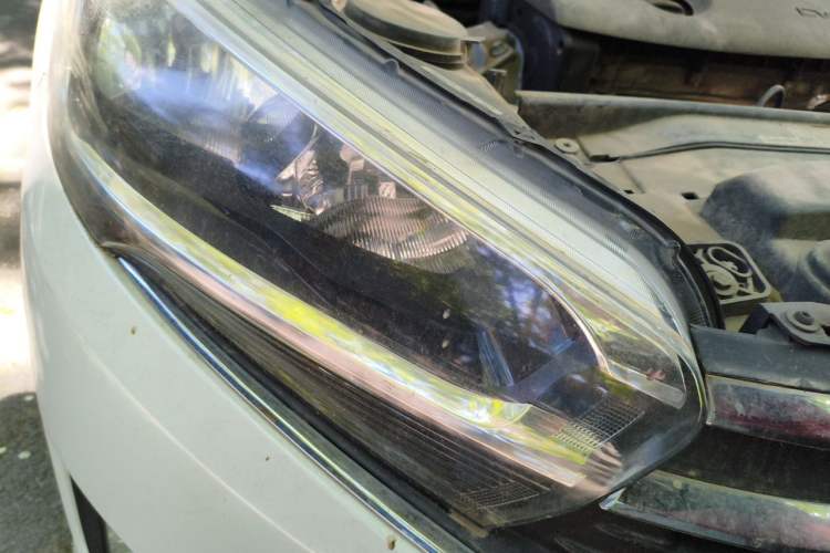 Used Citroen C4 Sega 2016 1.6L Automatic Luxury Model Right Front Headlight