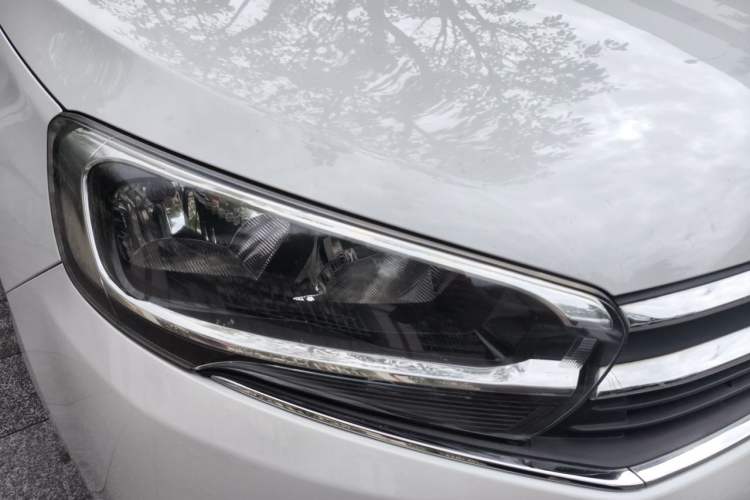 Used Citroen C4 Sega 2016 1.6L Automatic Luxury Model Right Front Headlight
