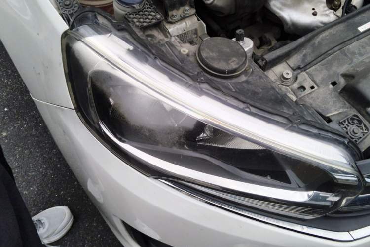 Used Citroen C4 Sega 2016 1.6L Automatic Comfort Model Right Front Headlight