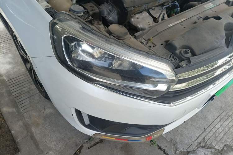 Used Citroen C4 Sega 2016 1.6L Automatic Luxury Model Right Front Headlight