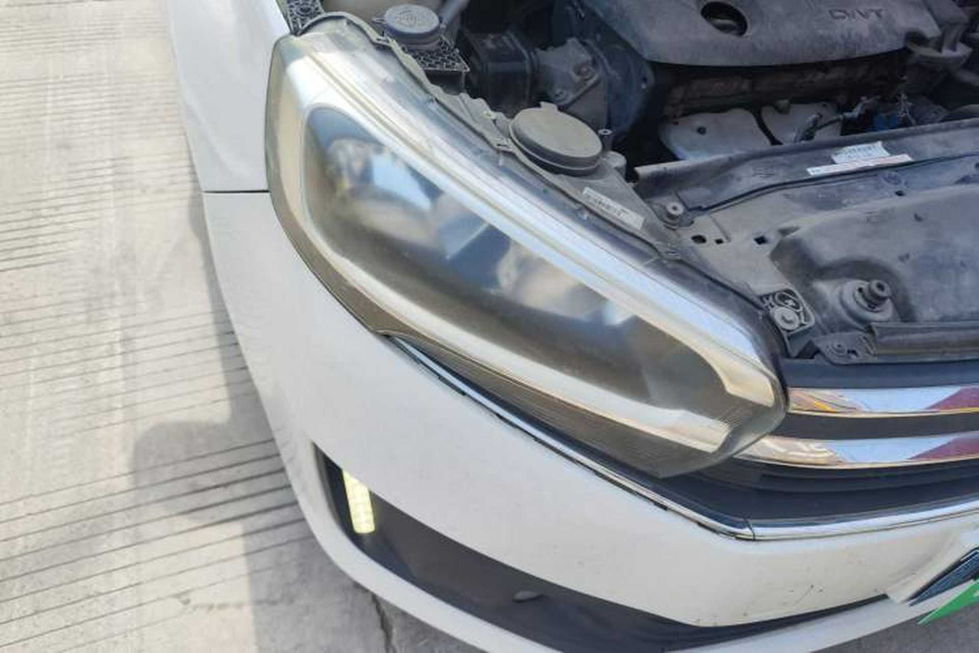 Used Citroen C4 Sega 2016 1.6L Manual Luxury Model Right Front Headlight