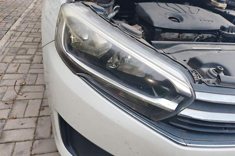 Used Citroen C4 Sega 2016 1.6L Automatic Comfort Model Right Front Headlight