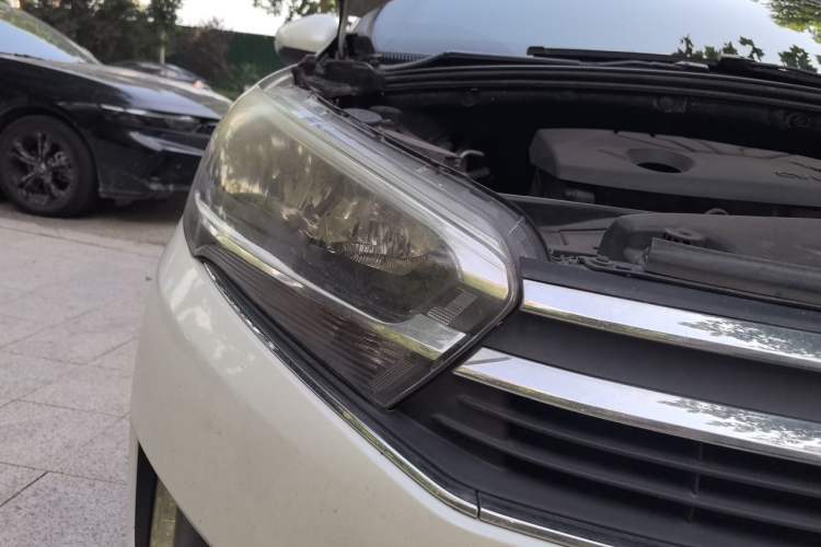 Used Citroen C4 Sega 2016 1.6L Automatic Comfort Model Right Front Headlight