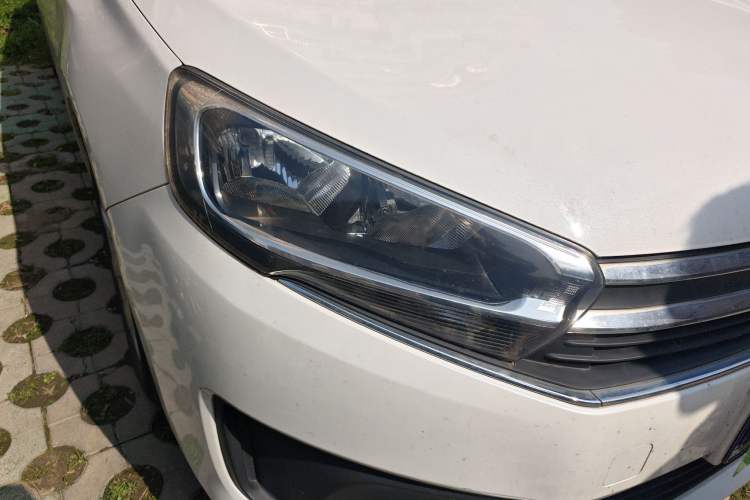 Used Citroen C4 Sega 2016 1.6L Manual Comfort Model Right Front Headlight