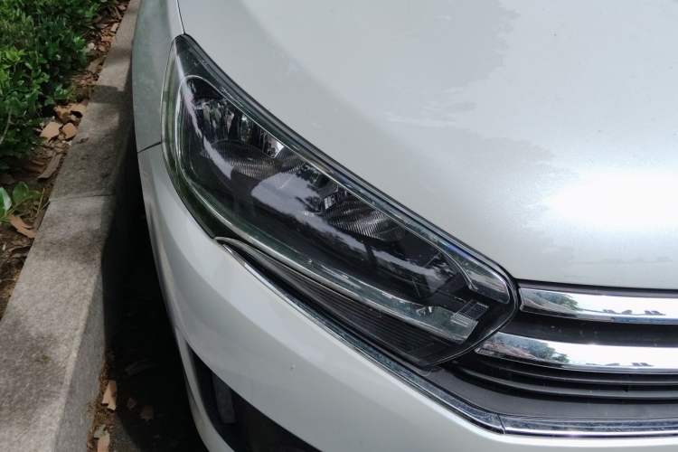 Used Citroen C4 Sega 2016 1.6L Automatic Comfort Model Right Front Headlight