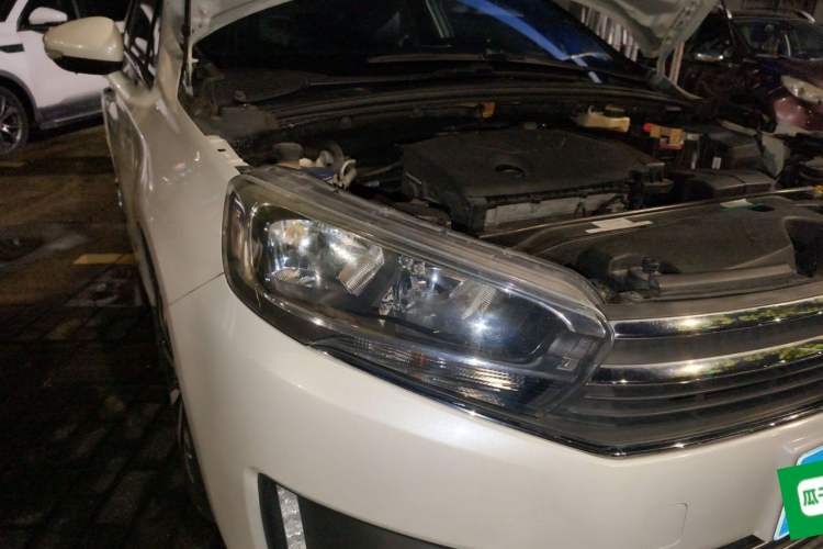 Used Citroen C4 Sega 2016 1.6L Automatic Luxury Model Right Front Headlight