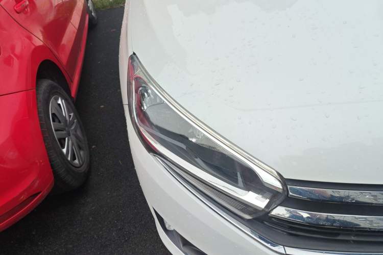 Used Citroen C4 Sega 2016 1.6L Automatic Luxury Model Right Front Headlight