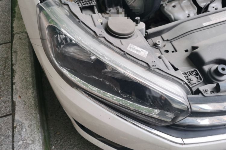 Used Citroen C4 Sega 2016 1.6L Automatic Comfort Model Right Front Headlight