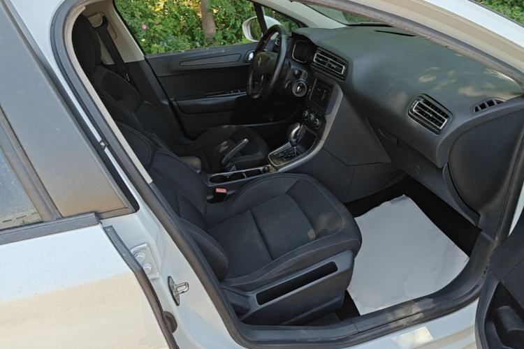 Used Citroen C4 Sega 2016 1.6L Automatic Comfort Model Right Front Seat