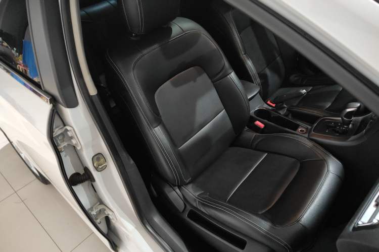 Used Citroen C4 Sega 2016 1.6L Automatic Comfort Model Right Front Seat