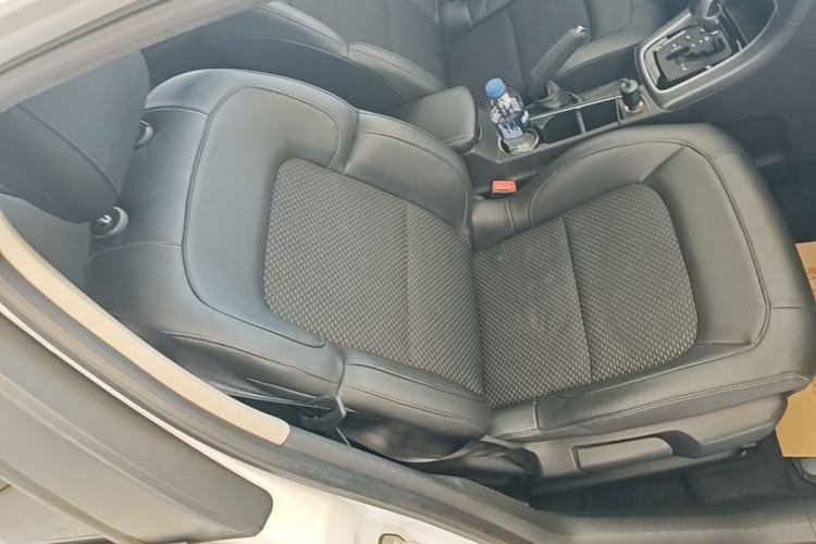 Used Citroen C4 Sega 2016 1.6L Automatic Luxury Model Right Front Seat
