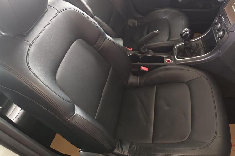 Used Citroen C4 Sega 2016 1.6L Manual Comfort Model Right Front Seat