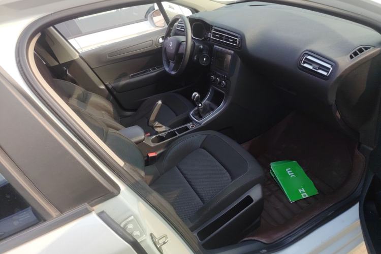Used Citroen C4 Sega 2016 1.6L Manual Comfort Model Right Front Seat