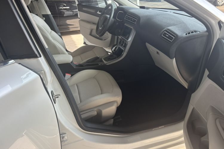 Used Citroen C4 Sega 2016 1.2THP Automatic Luxury Model Right Front Seat
