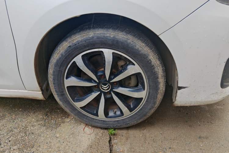 Used Citroen C4 Sega 2016 Joyful Edition 1.6L Manual Luxury Model Right Front Wheel Hub