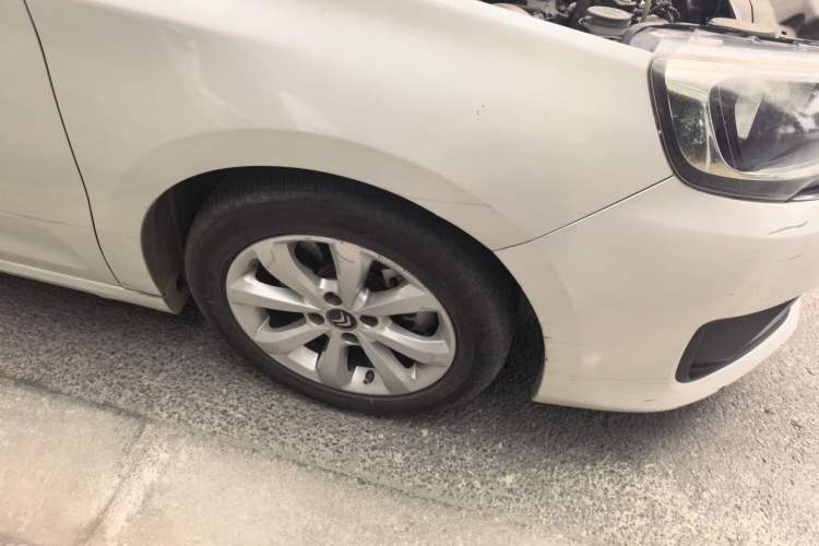 Used Citroen C4 Sega 2016 1.6L Manual Comfort Model Right Front Wheel Hub