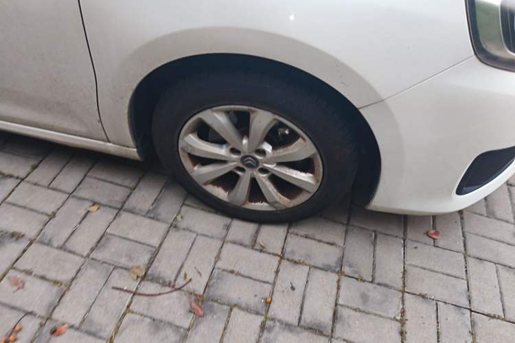 Used Citroen C4 Sega 2016 1.6L Automatic Comfort Model Right Front Wheel Hub