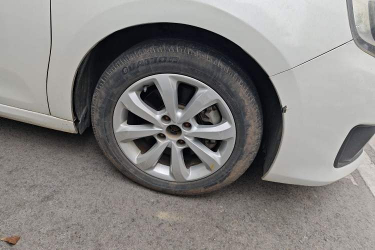 Used Citroen C4 Sega 2016 1.6L Automatic Comfort Model Right Front Wheel Hub