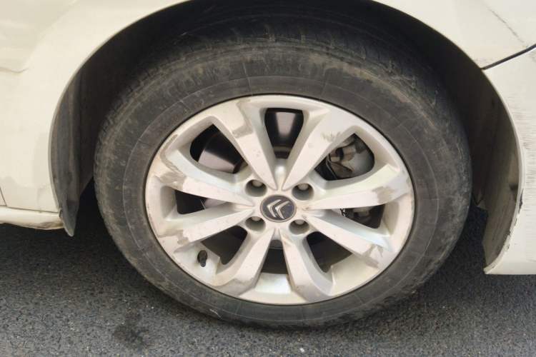 Used Citroen C4 Sega 2016 1.6L Automatic Comfort Model Right Front Wheel Hub