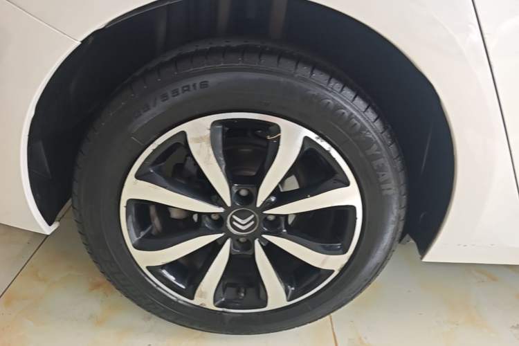 Used Citroen C4 Sega 2016 1.6L Automatic Luxury Model Right Rear Wheel Hub