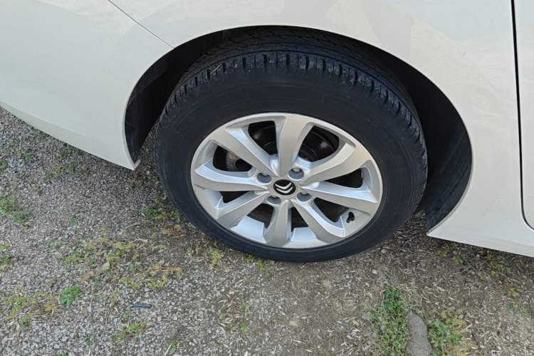 Used Citroen C4 Sega 2016 1.6L Automatic Comfort Model Right Rear Wheel Hub