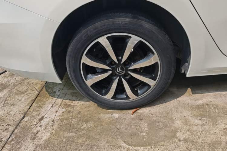 Used Citroen C4 Sega 2016 1.6L Automatic Luxury Model Right Rear Wheel Hub