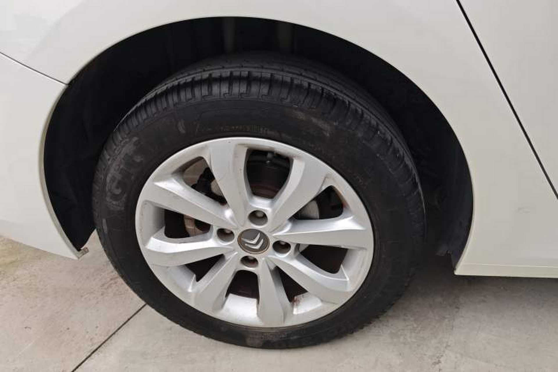 Used Citroen C4 Sega 2016 1.6L Automatic Comfort Model Right Rear Wheel Hub