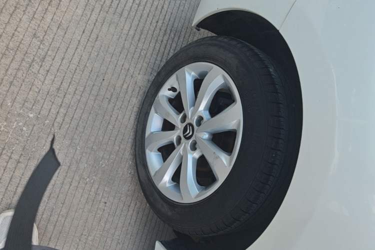 Used Citroen C4 Sega 2016 1.6L Manual Comfort Model Right Rear Wheel Hub