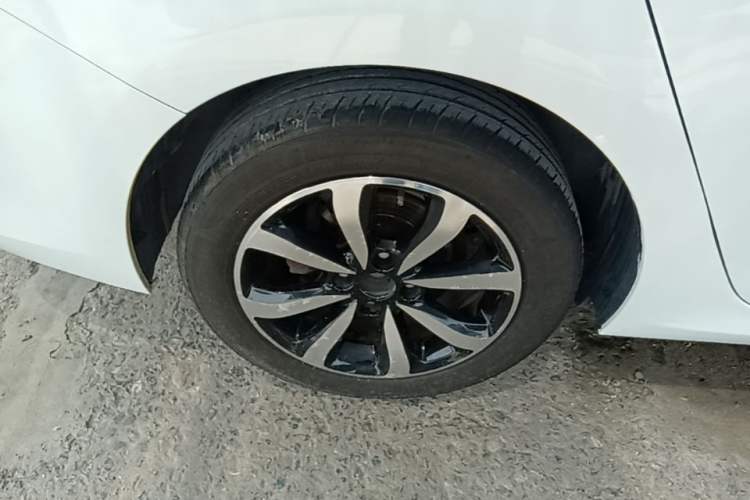 Used Citroen C4 Sega 2016 1.6L Automatic Luxury Model Right Rear Wheel Hub