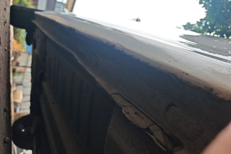 Used Citroen C4 Sega 2016 1.6L Automatic Luxury Model Right Side Sill