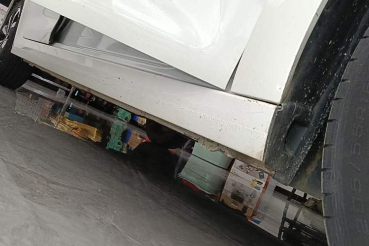Used Citroen C4 Sega 2016 1.6L Automatic Luxury Model Right Side Sill
