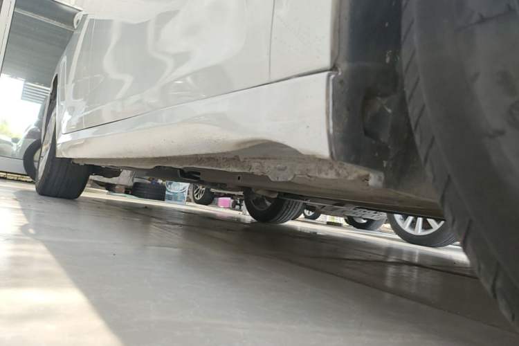 Used Citroen C4 Sega 2016 1.6L Automatic Comfort Model Right Side Sill