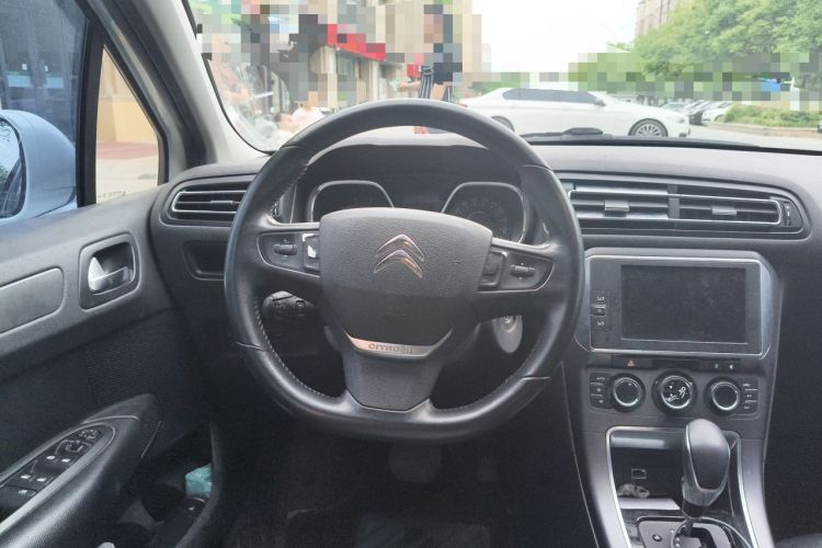 Used Citroen C4 Sega 2016 1.6L Automatic Luxury Model Steering Wheel