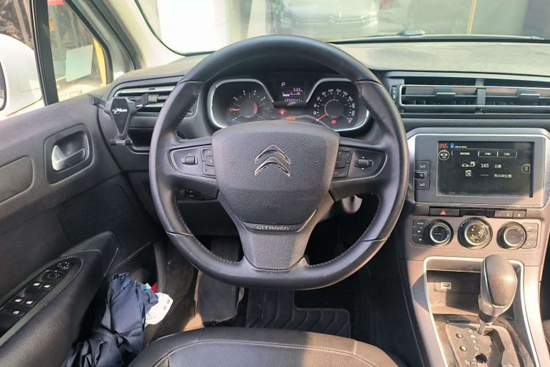 Used Citroen C4 Sega 2016 1.6L Automatic Luxury Model Steering Wheel
