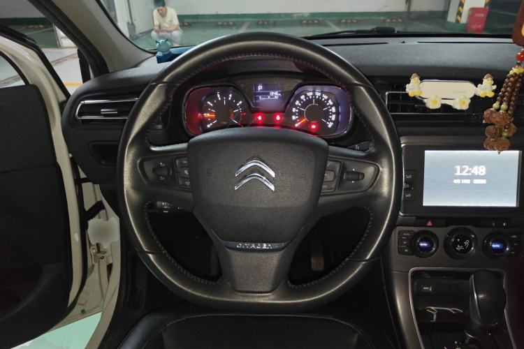 Used Citroen C4 Sega 2016 1.6L Automatic Luxury Model Steering Wheel