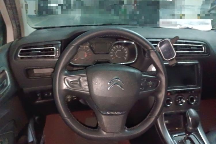 Used Citroen C4 Sega 2016 1.6L Automatic Luxury Model Steering Wheel