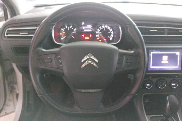 Used Citroen C4 Sega 2016 1.6L Automatic Luxury Model Steering Wheel