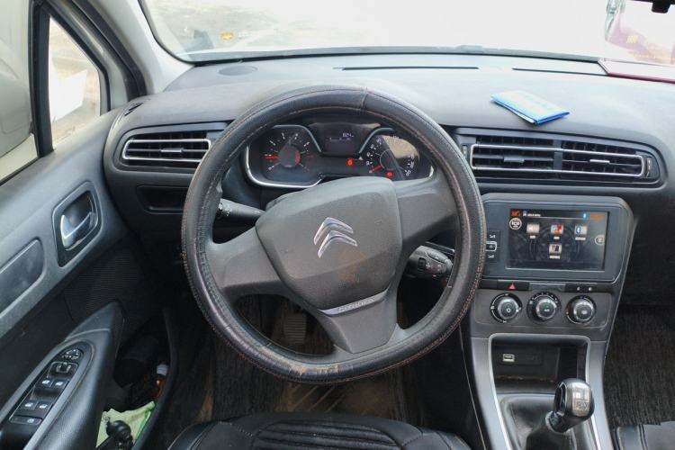 Used Citroen C4 Sega 2016 1.6L Manual Comfort Model Steering Wheel