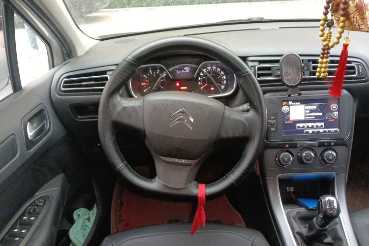 Used Citroen C4 Sega 2016 1.6L Manual Comfort Model Steering Wheel