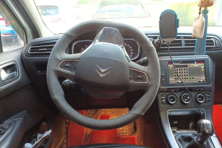 Used Citroen C4 Sega 2016 1.6L Manual Luxury Model Steering Wheel