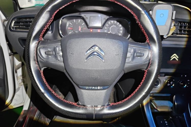 Used Citroen C4 Sega 2016 1.6L Automatic Luxury Model Steering Wheel
