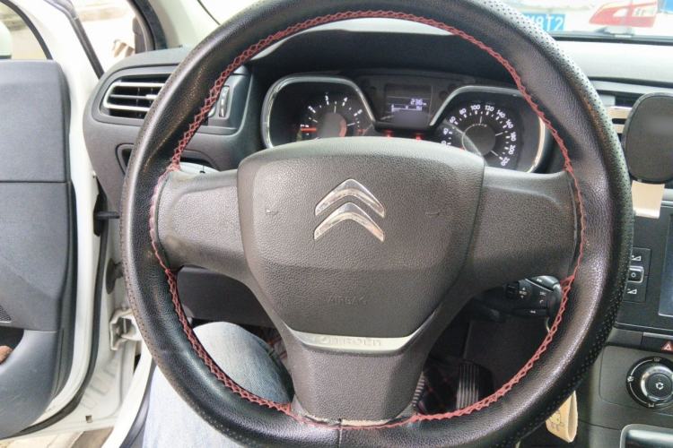 Used Citroen C4 Sega 2016 1.6L Manual Comfort Model Steering Wheel